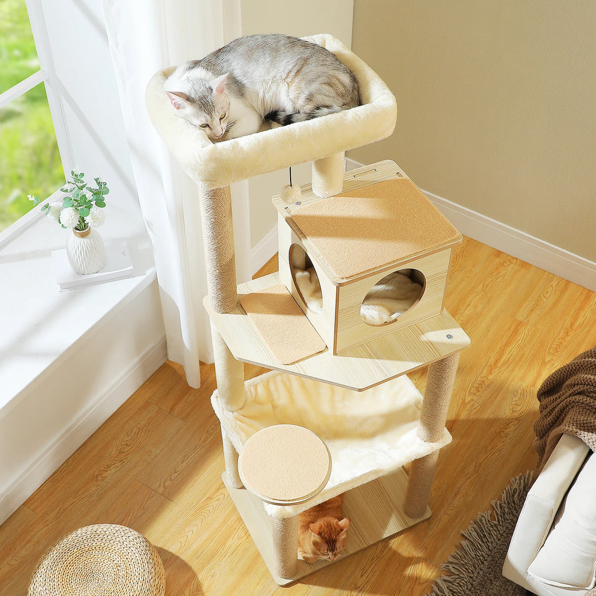 Arbre à Chat en Bois 140 cm – Griffoir Sisal, Niche & Perchoir Supérieur